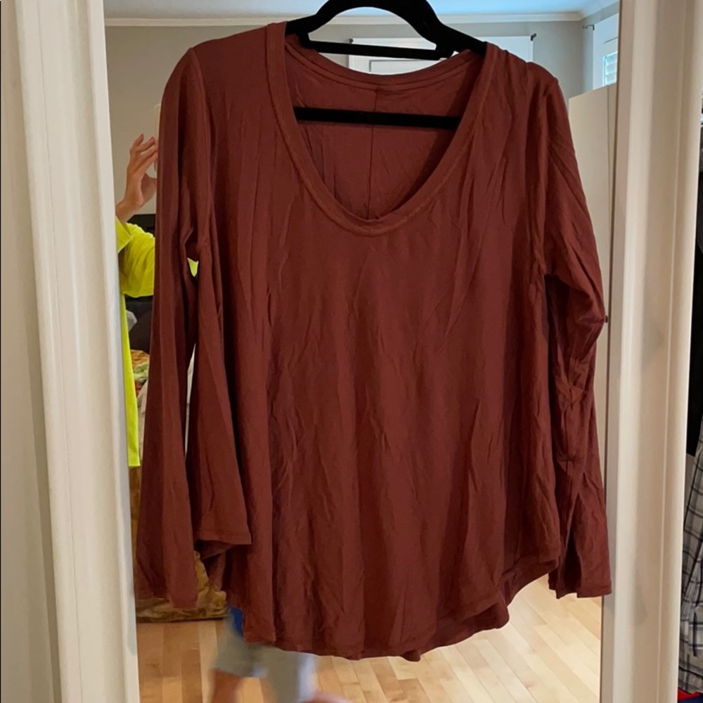 Lululemon long sleeve top